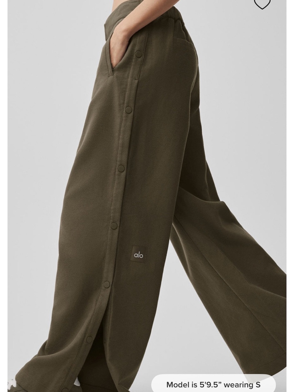 ALO Yoga Mid Rise Cosmopolitan Snap pant